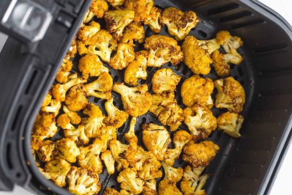 crispy air fryer cauliflower side dish